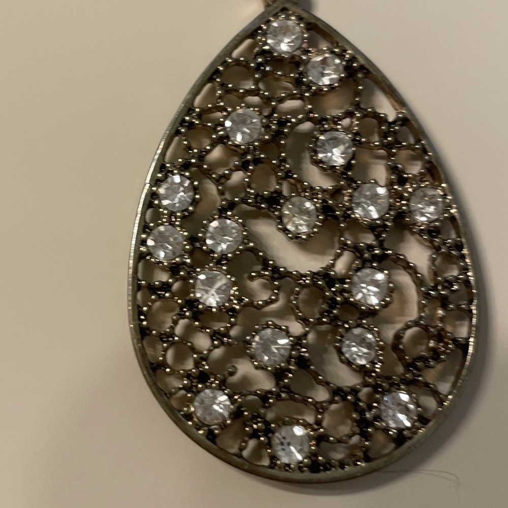 Earrings - Picture 4 of 4
